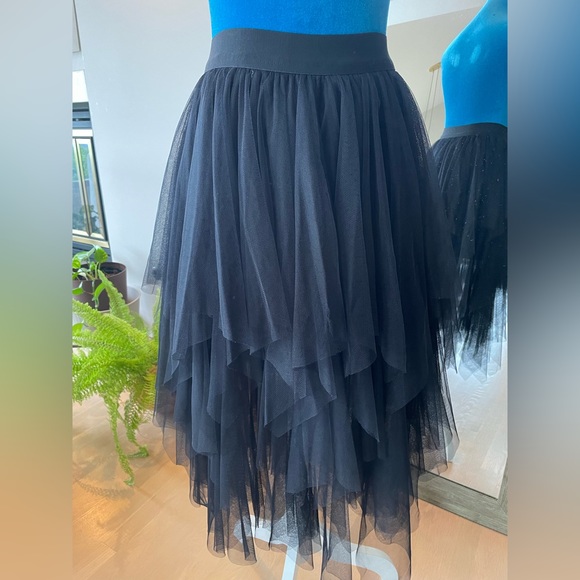 Black Tulle Skirt - Picture 2 of 2